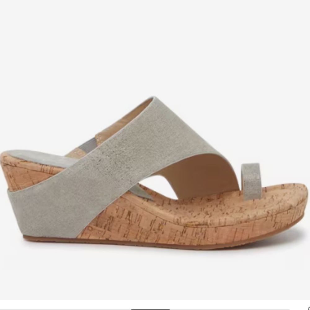 NWT Donald Pliner The GYER Wedge Sandal Light Pewter Sz 11